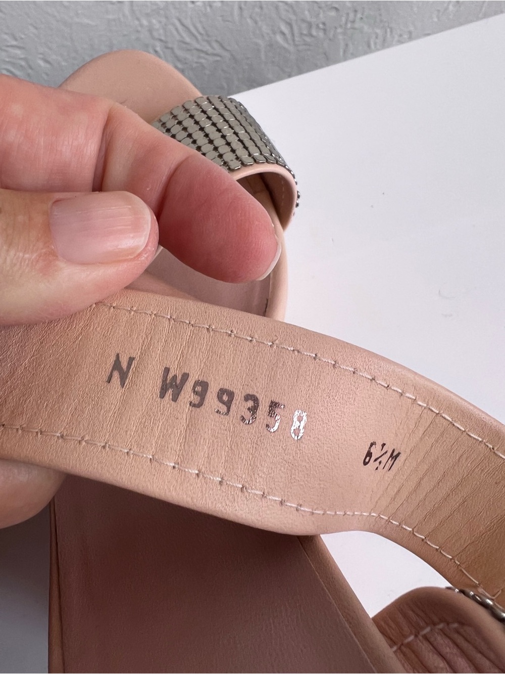 Stuart Weitzman Shimmery Silver Sandal Wedges Strappy Size 6.5 Spain Evening - Picture 6 of 11